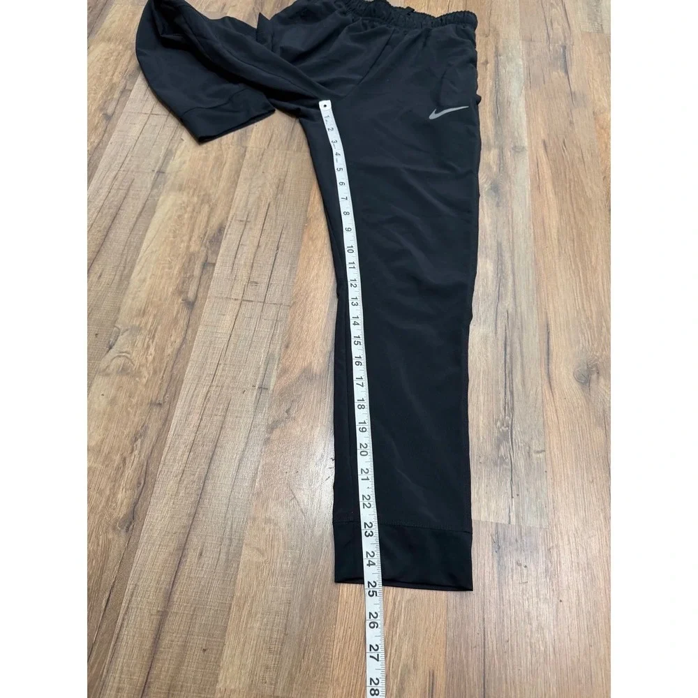 Nike Dri-FIT Youth Medium Black Athletic Training Running Pants Tapered